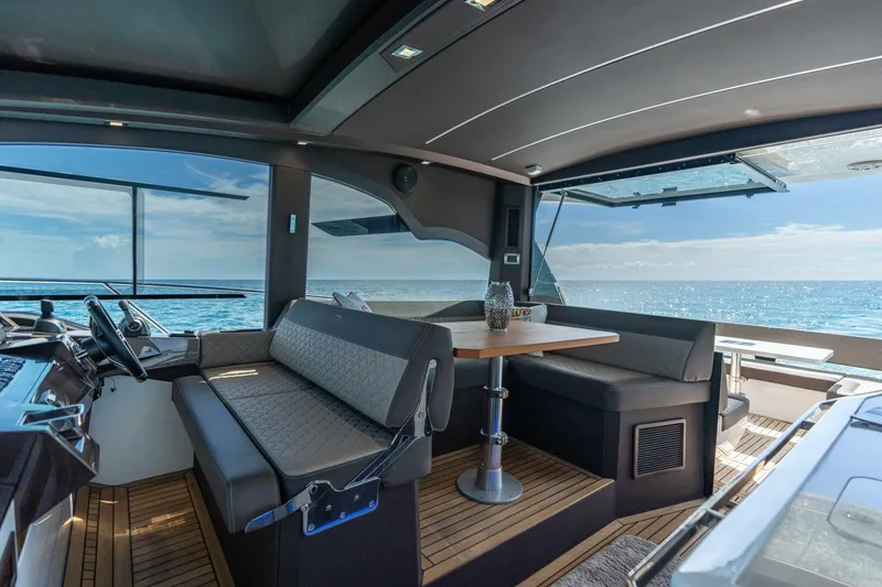 Slide: The Image of Galeon 425 HTS 2022 - 12