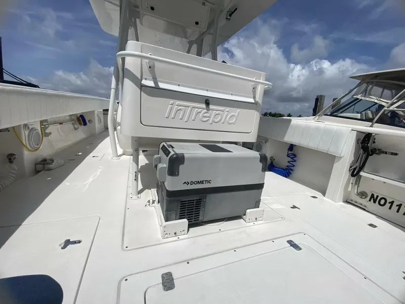 Slide: The Image of Intrepid 370 2006 - 16