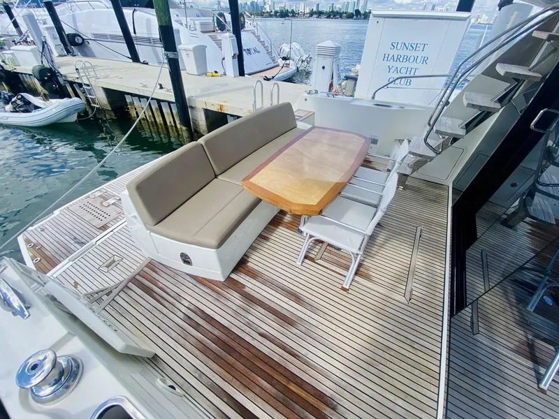 Slide: The Image of Prestige 500 2015 - 25