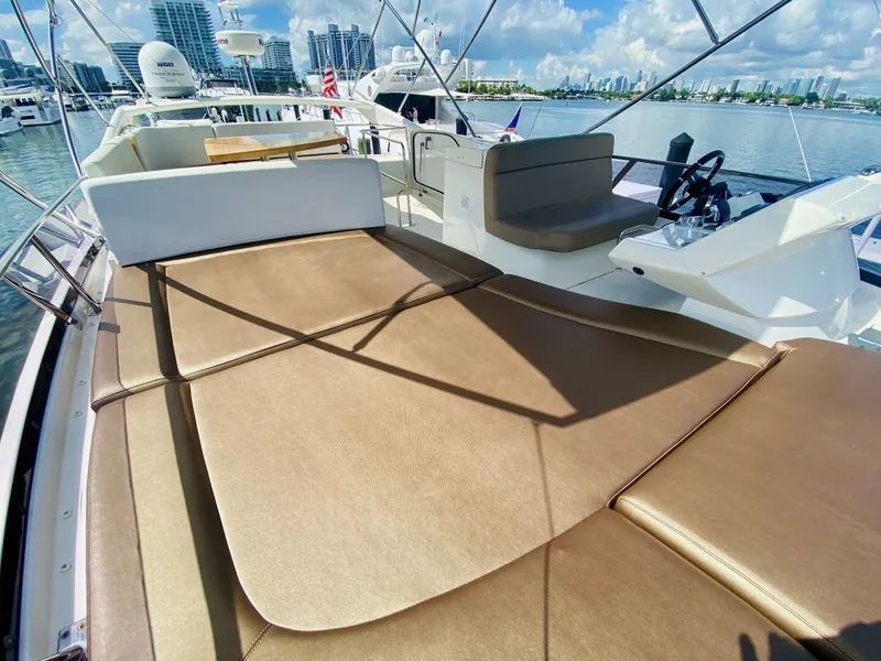 Slide: The Image of Prestige 500 2015 - 52