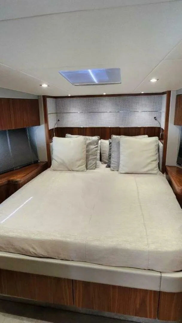 Slide: The Image of Sunseeker Predator 2018 - 23