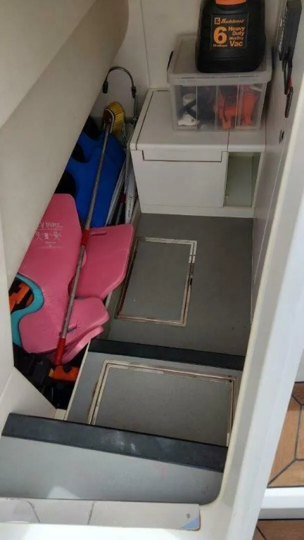 Slide: The Image of Sunseeker Predator 2018 - 31