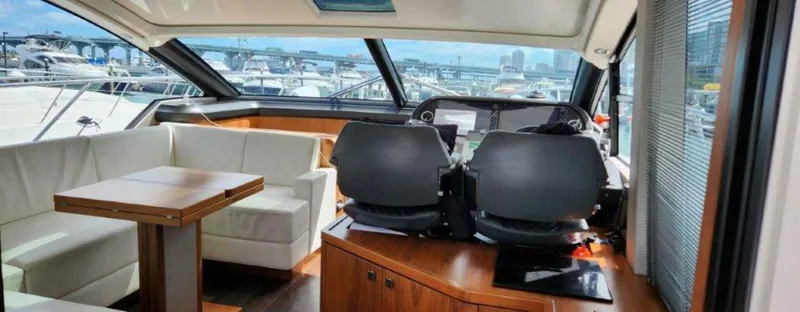 Slide: The Image of Sunseeker Predator 2018 - 8