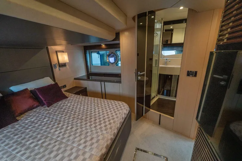 Slide: The Image of Sunseeker 2016 - 37
