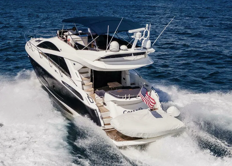 Slide: The Image of Sunseeker 2016 - 6