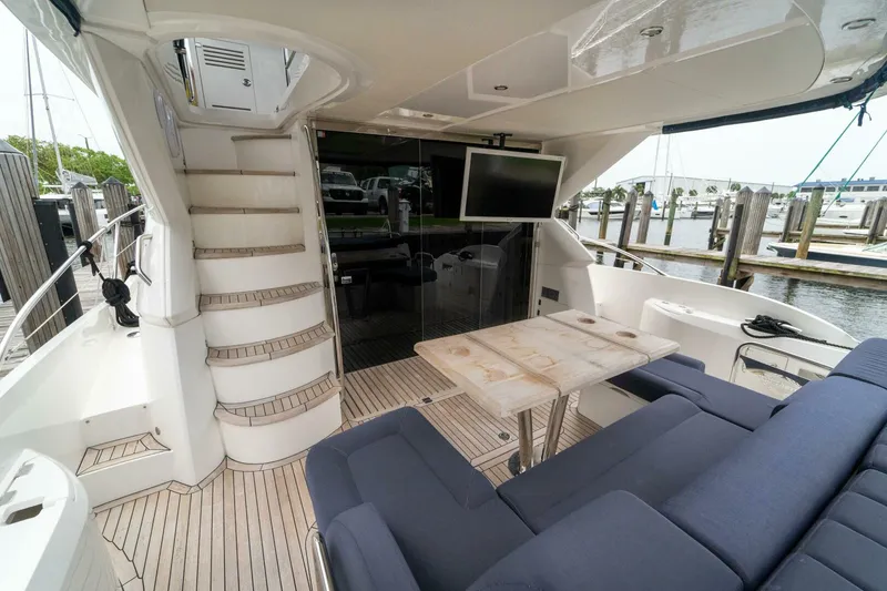 Slide: The Image of Sunseeker 2016 - 7