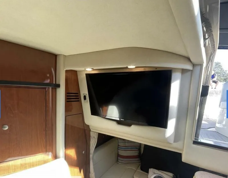 Slide: The Image of Sea Ray 320 Sundancer 2007 - 12