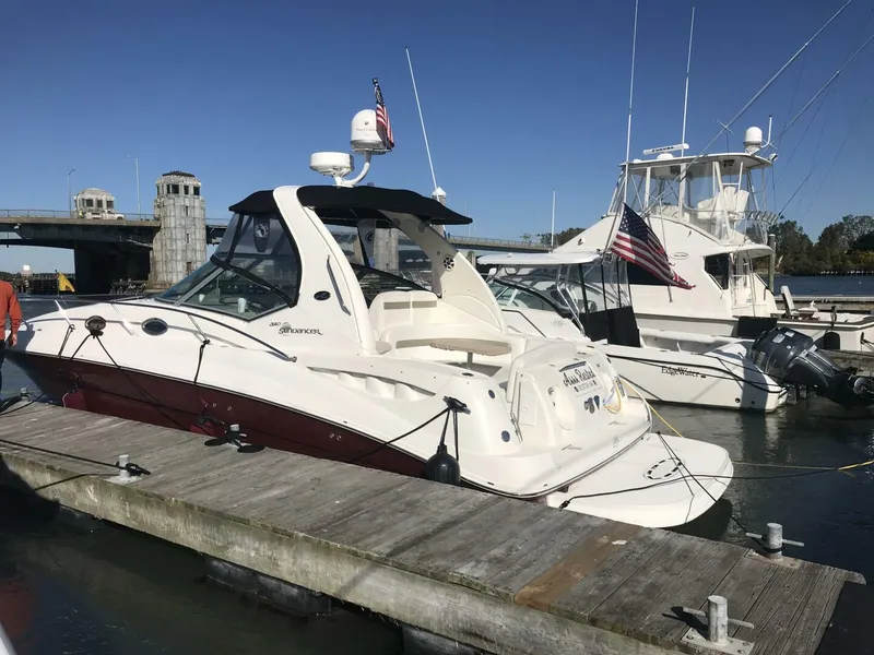 Slide: The Image of Sea Ray 320 Sundancer 2007 - 6