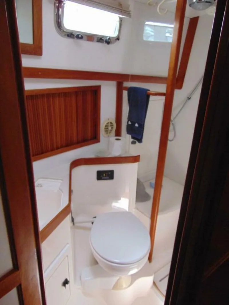 Slide: The Image of Sabre Flybridge 2004 - 19