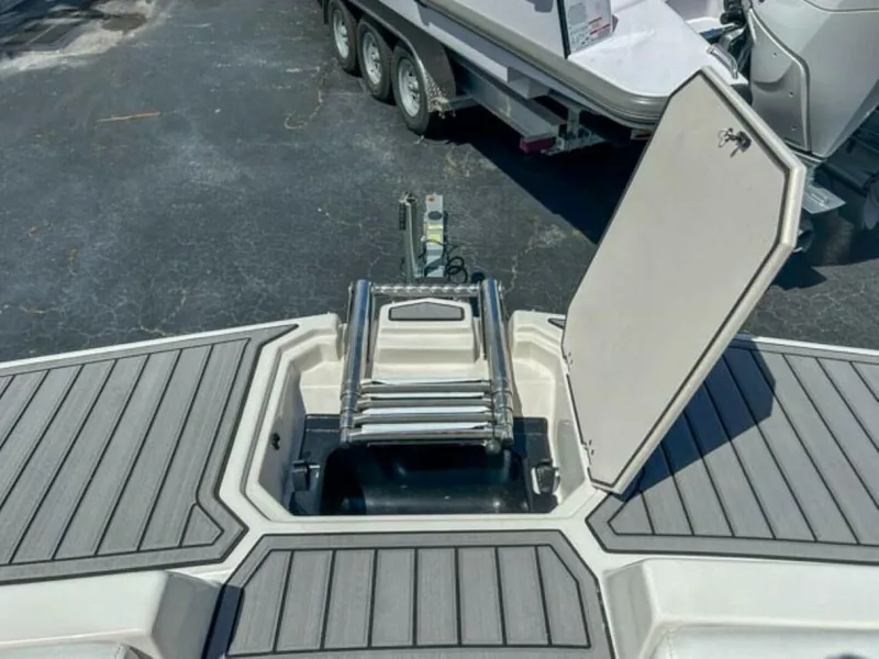 Slide: The Image of Starcraft SVX 231 OB DH 2024 - 2