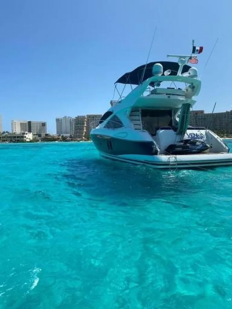 Slide: The Image of Sunseeker Manhattan 50 2006 - 2