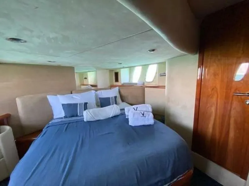 Slide: The Image of Sunseeker Manhattan 50 2006 - 33