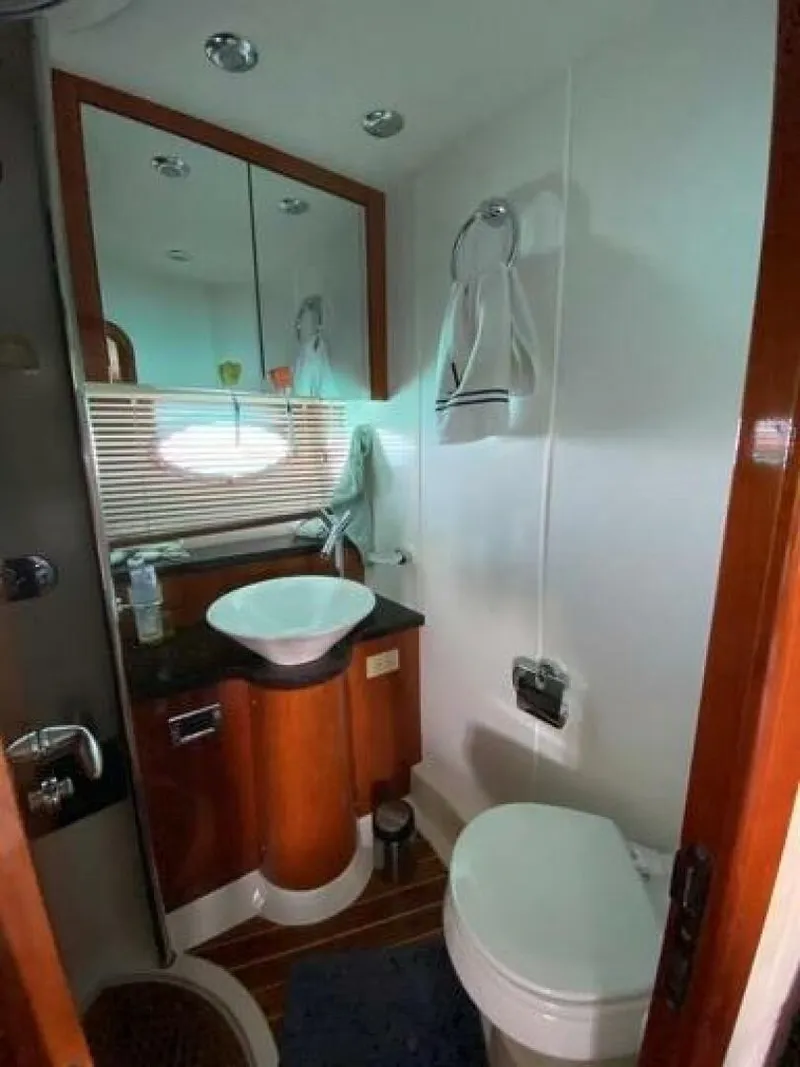 Slide: The Image of Sunseeker Manhattan 50 2006 - 37