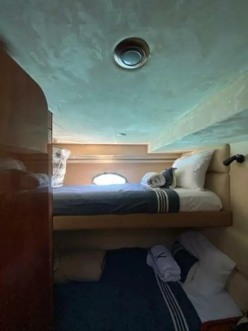 Slide: The Image of Sunseeker Manhattan 50 2006 - 40