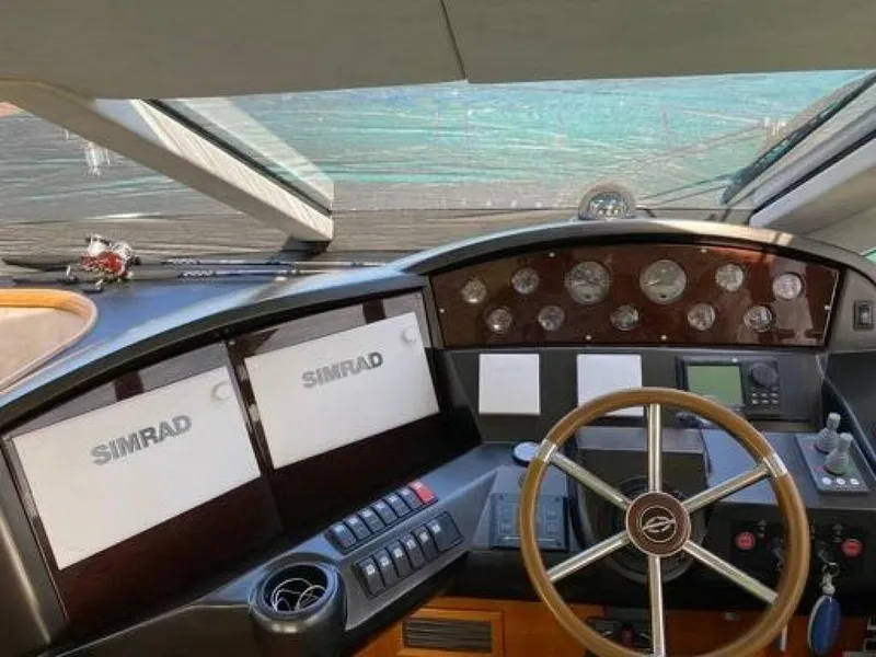 Slide: The Image of Sunseeker Manhattan 50 2006 - 9
