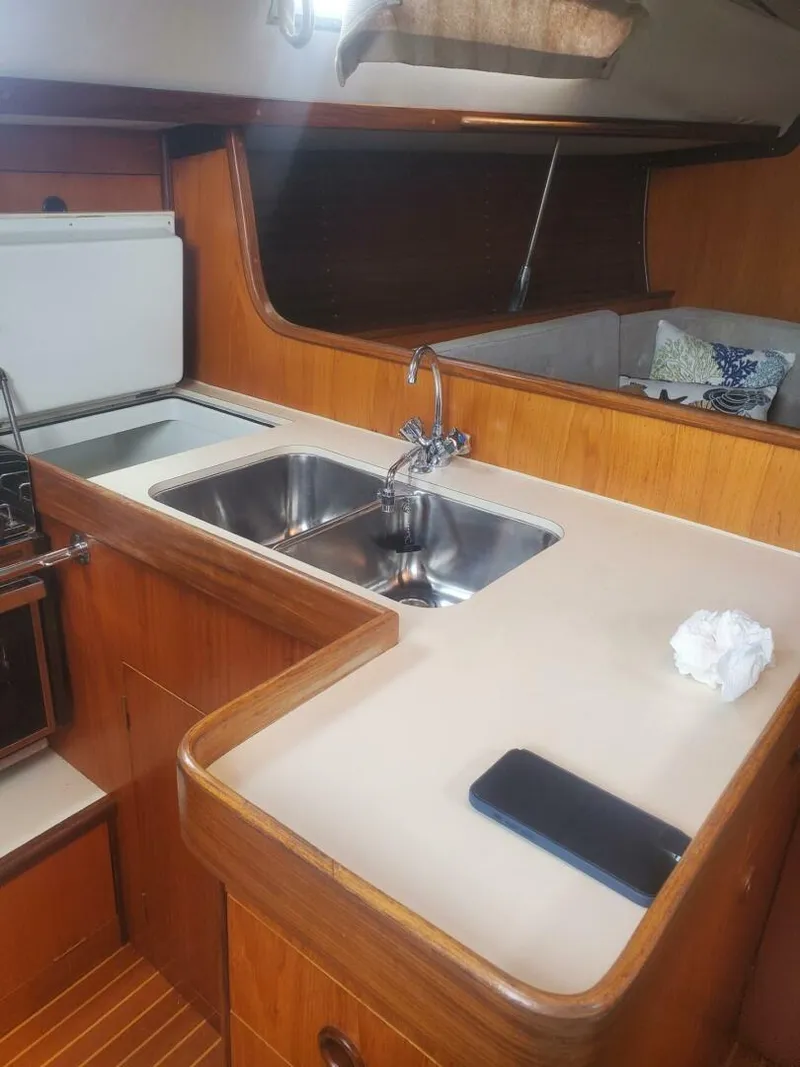 Slide: The Image of Beneteau First 375 1985 - 18