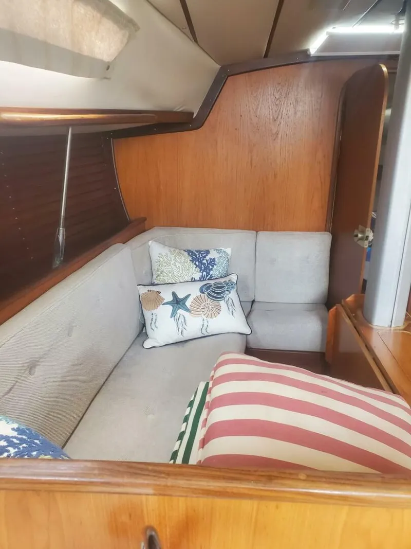 Slide: The Image of Beneteau First 375 1985 - 21