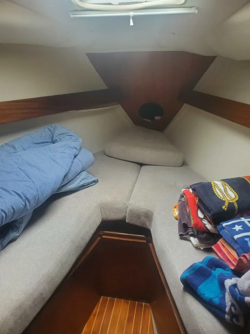 Slide: The Image of Beneteau First 375 1985 - 32