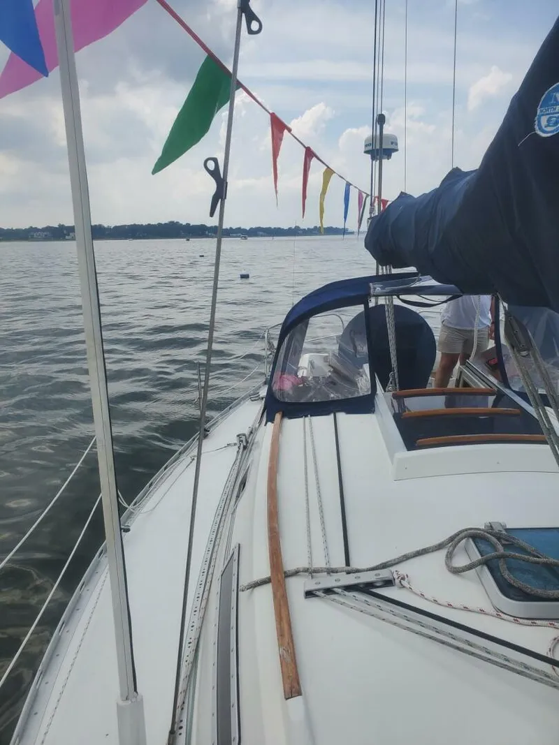 Slide: The Image of Beneteau First 375 1985 - 4