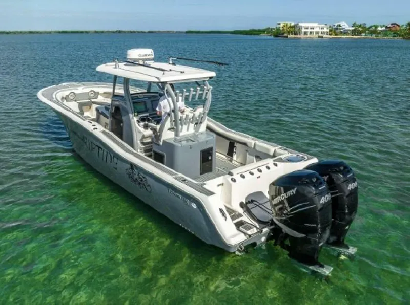 Slide: The Image of Tidewater 320 CC Adventure 2020 - 22