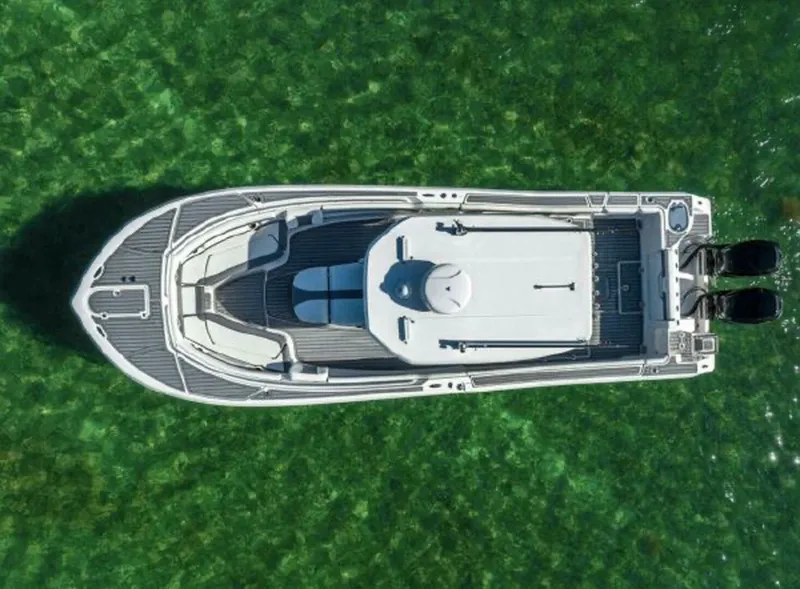 Slide: The Image of Tidewater 320 CC Adventure 2020 - 25