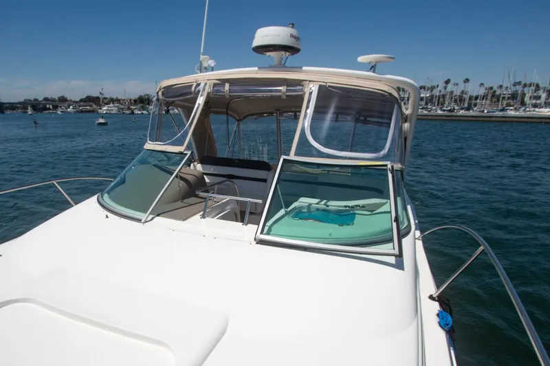 Slide: The Image of Rinker 40 Express Cruiser 2008 - 12
