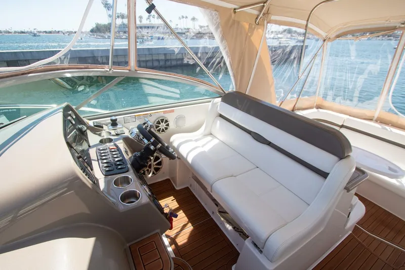 Slide: The Image of Rinker 40 Express Cruiser 2008 - 13