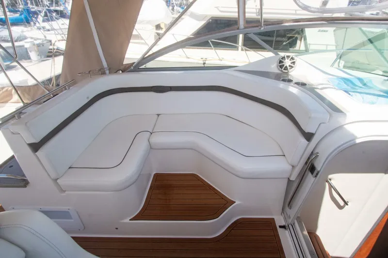 Slide: The Image of Rinker 40 Express Cruiser 2008 - 15
