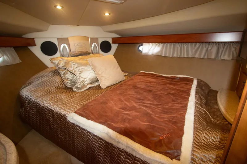 Slide: The Image of Rinker 40 Express Cruiser 2008 - 9
