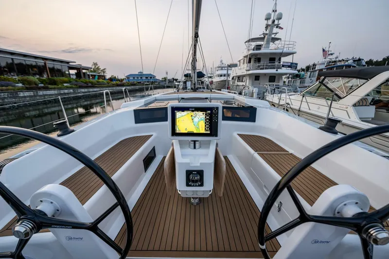 Slide: The Image of Hanse 418 2023 - 11