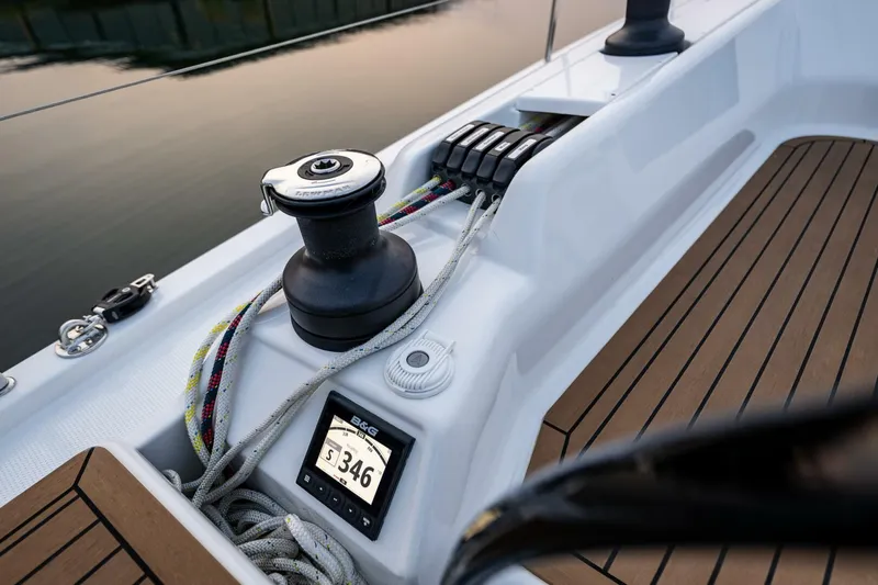 Slide: The Image of Hanse 418 2023 - 37