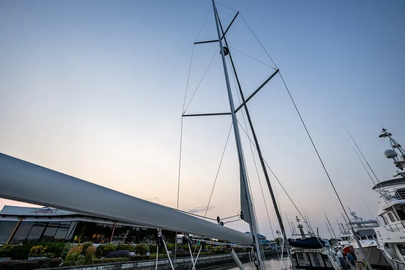 Slide: The Image of Hanse 418 2023 - 40