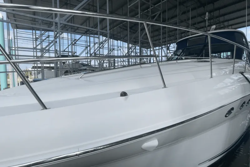 Slide: The Image of Sea Ray 52 SUNDANCER 2009 - 17