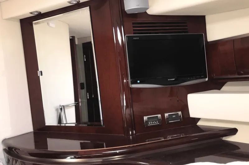Slide: The Image of Sea Ray 52 SUNDANCER 2009 - 28