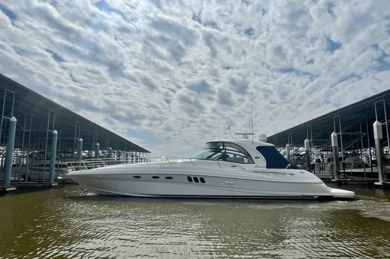 Slide: The Image of Sea Ray 52 SUNDANCER 2009 - 8