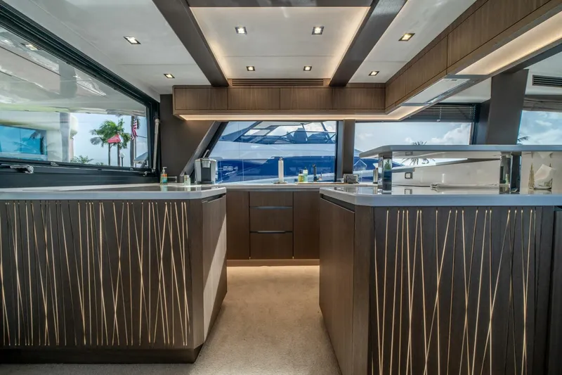 Slide: The Image of Galeon 640 FLY 2019 - 26