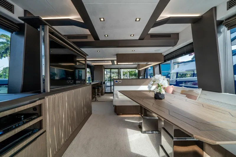 Slide: The Image of Galeon 640 FLY 2019 - 28
