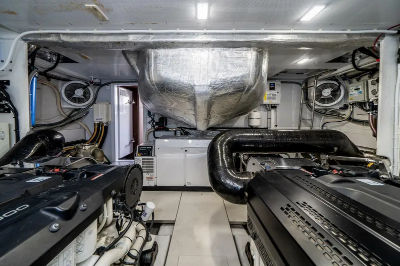 Slide: The Image of Galeon 640 FLY 2019 - 57