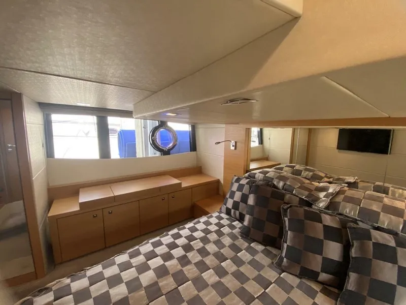 Slide: The Image of Sunseeker 48 Portofino XPS 2014 - 46