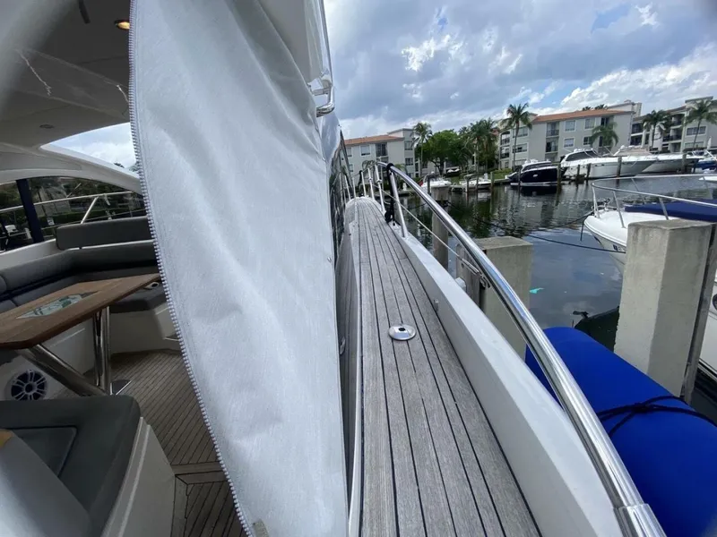 Slide: The Image of Sunseeker 48 Portofino XPS 2014 - 64
