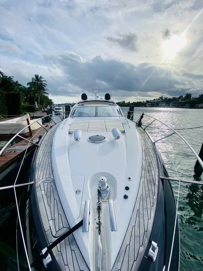 Slide: The Image of Sunseeker Predator 60 2010 - 2