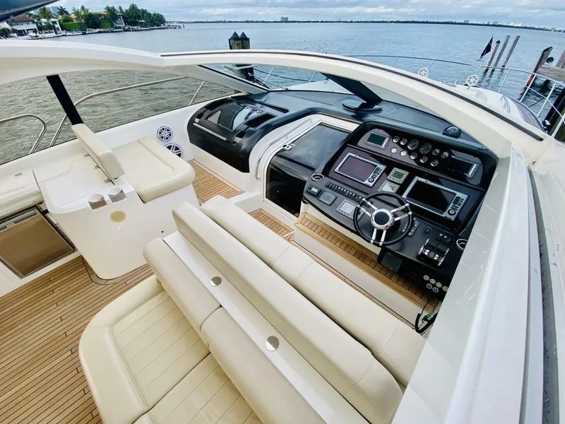 Slide: The Image of Sunseeker Predator 60 2010 - 23