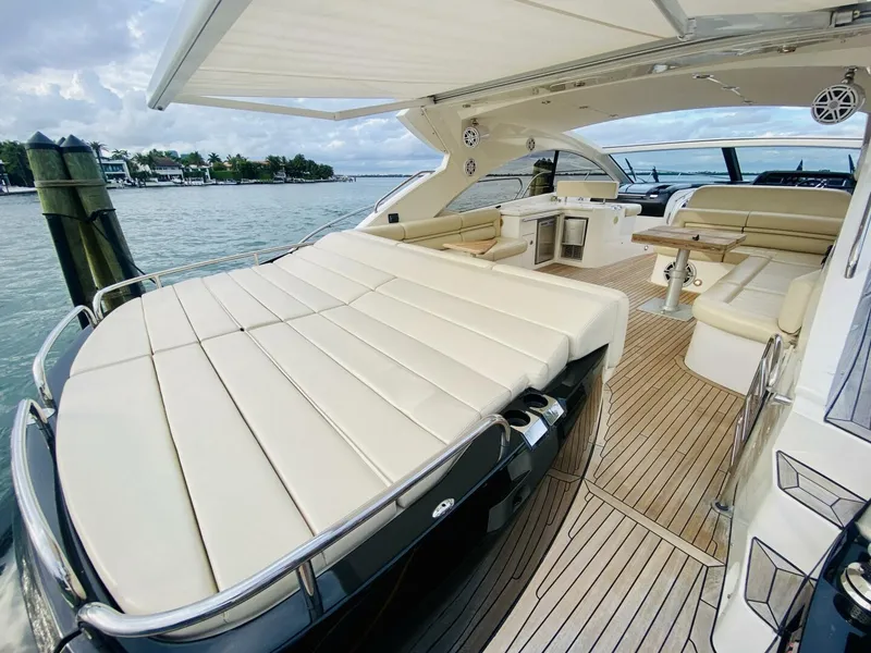 Slide: The Image of Sunseeker Predator 60 2010 - 27