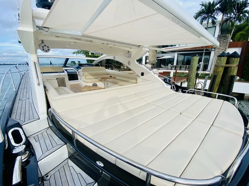 Slide: The Image of Sunseeker Predator 60 2010 - 28