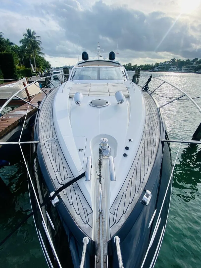 Slide: The Image of Sunseeker Predator 60 2010 - 3