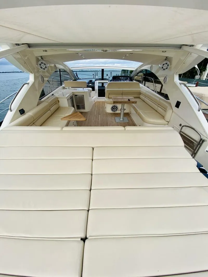Slide: The Image of Sunseeker Predator 60 2010 - 30