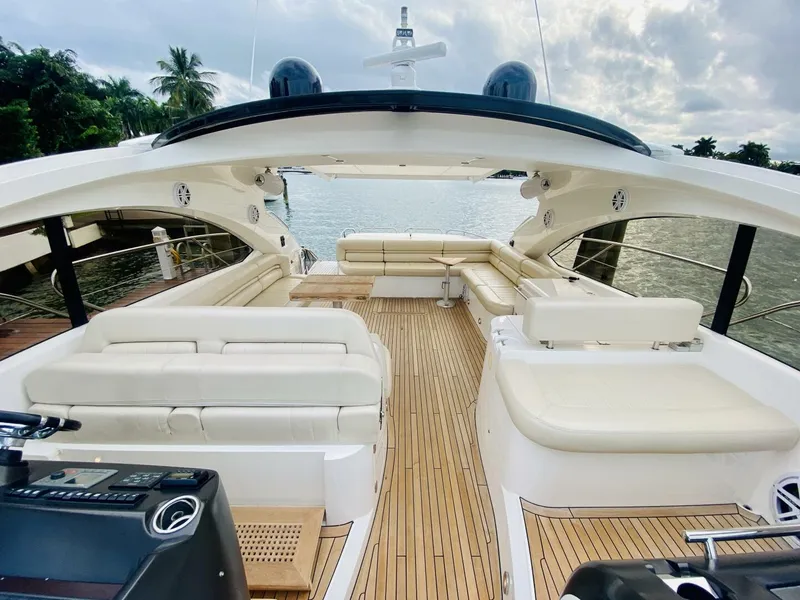 Slide: The Image of Sunseeker Predator 60 2010 - 35