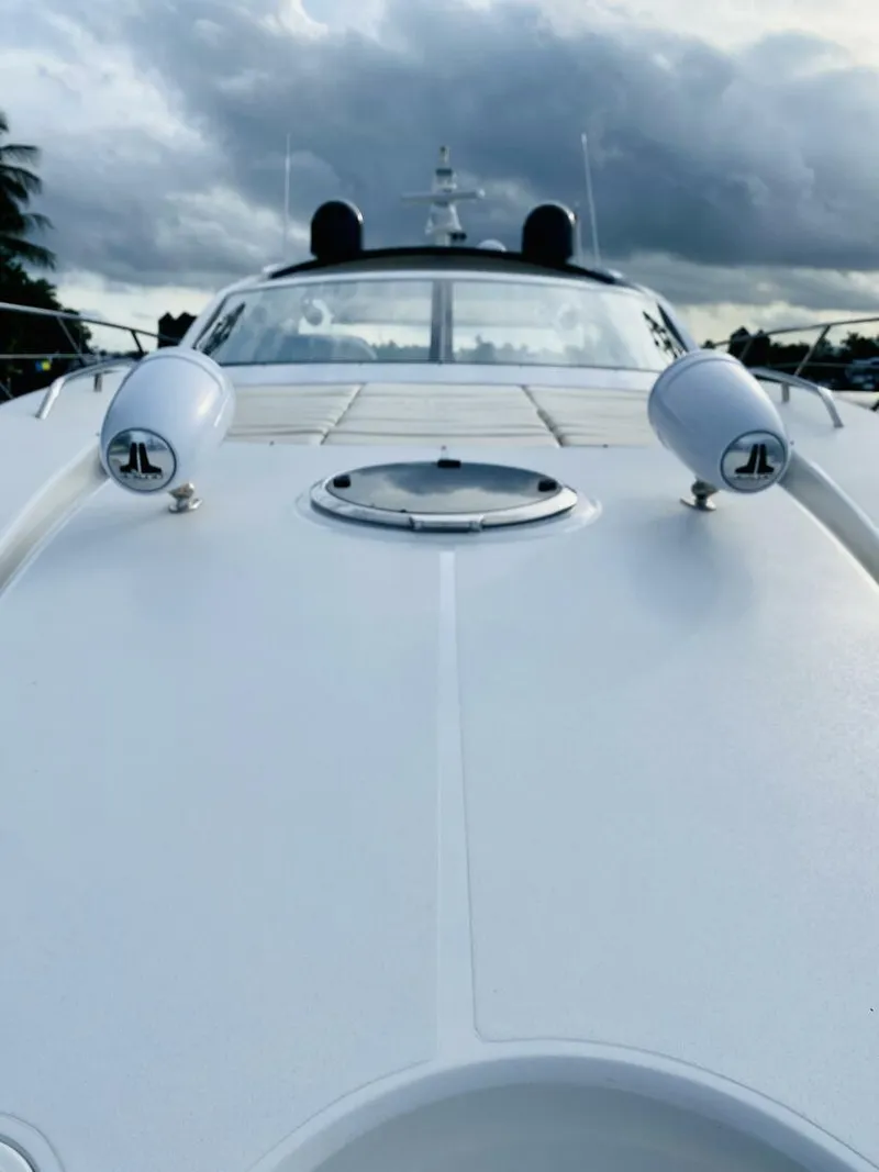 Slide: The Image of Sunseeker Predator 60 2010 - 4