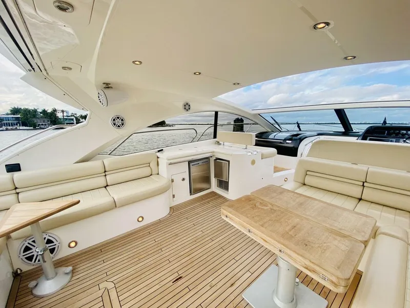 Slide: The Image of Sunseeker Predator 60 2010 - 42