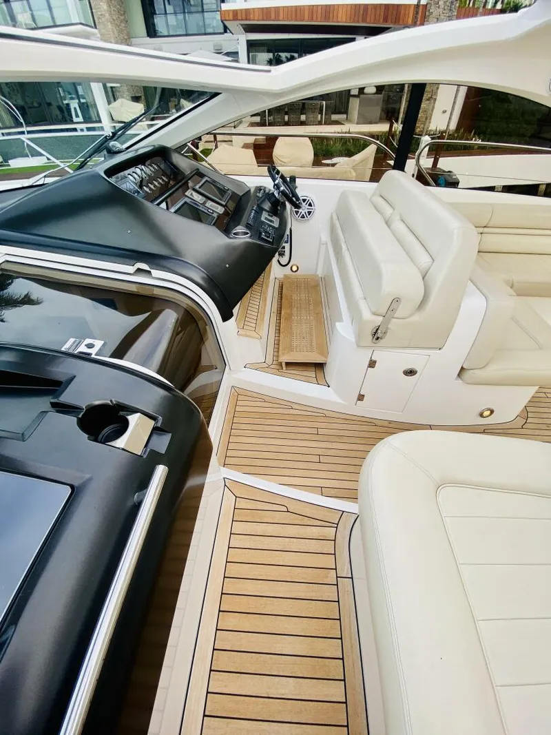 Slide: The Image of Sunseeker Predator 60 2010 - 43